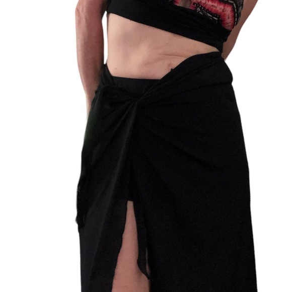 Beach coverup wrap black stretchy - Picture 9 of 9